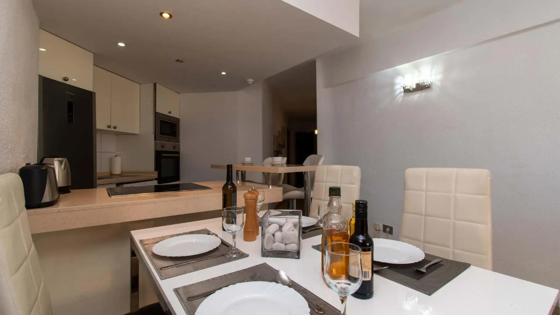 Santa Maria 105 - Two Bed With Sea Views Lejlighed Costa Adeje  Spanien