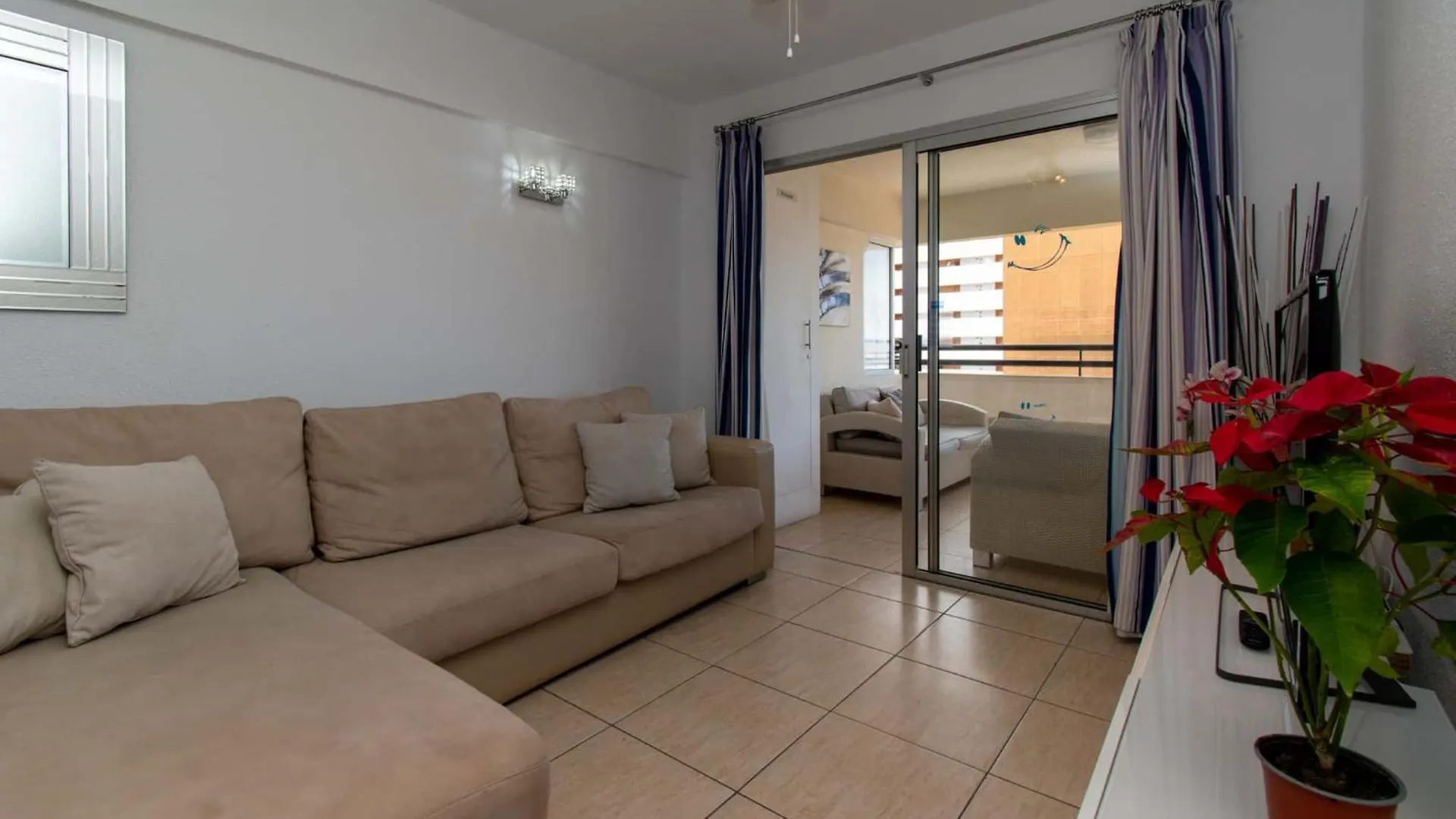 شقة Santa Maria 105 - Two Bed With Sea Views أذيخي