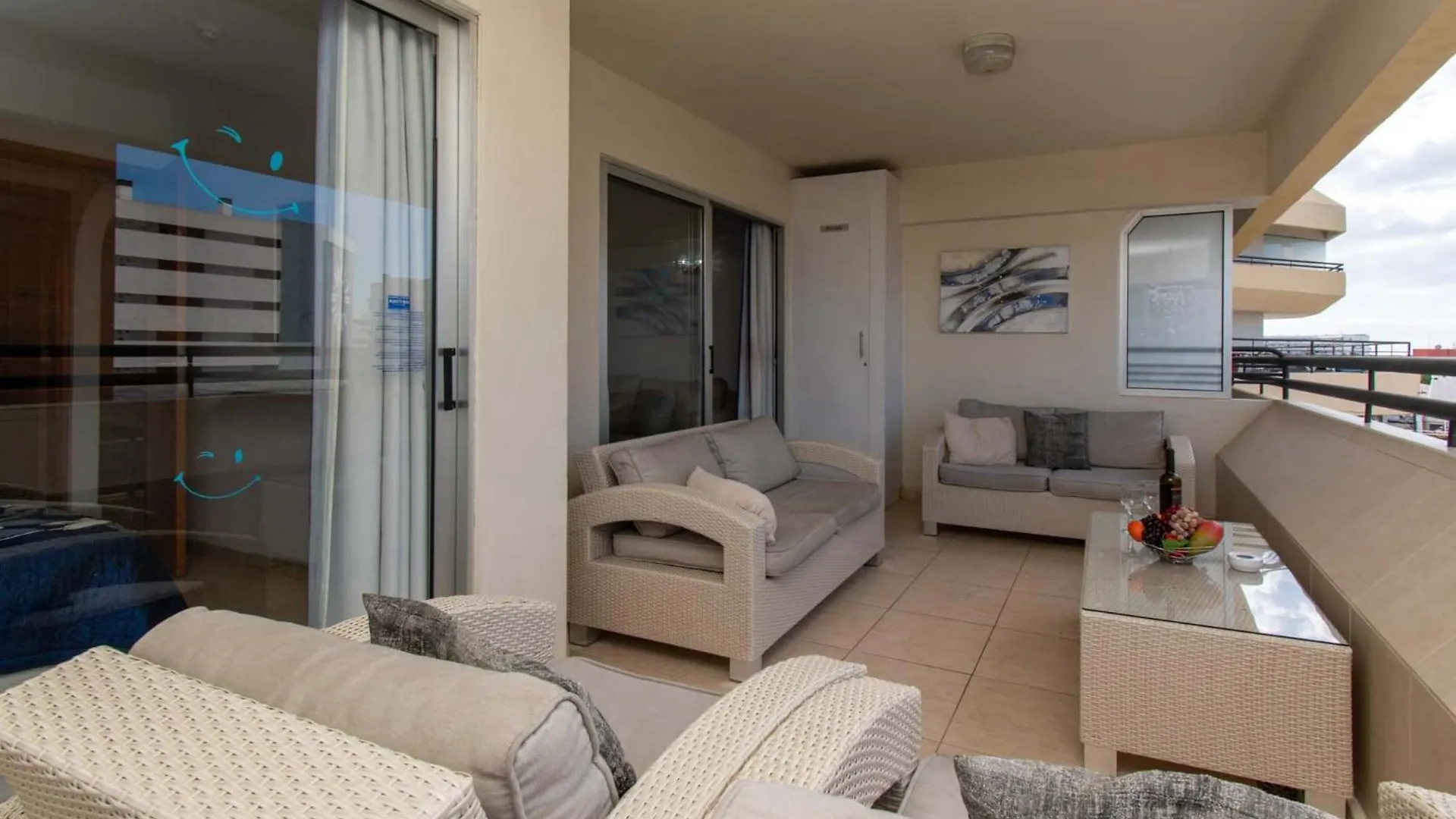 شقة Santa Maria 105 - Two Bed With Sea Views أذيخي